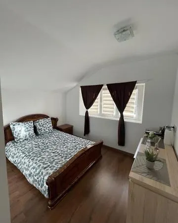 Guest house Privee -wifi,tv,clim,parking Gratuit